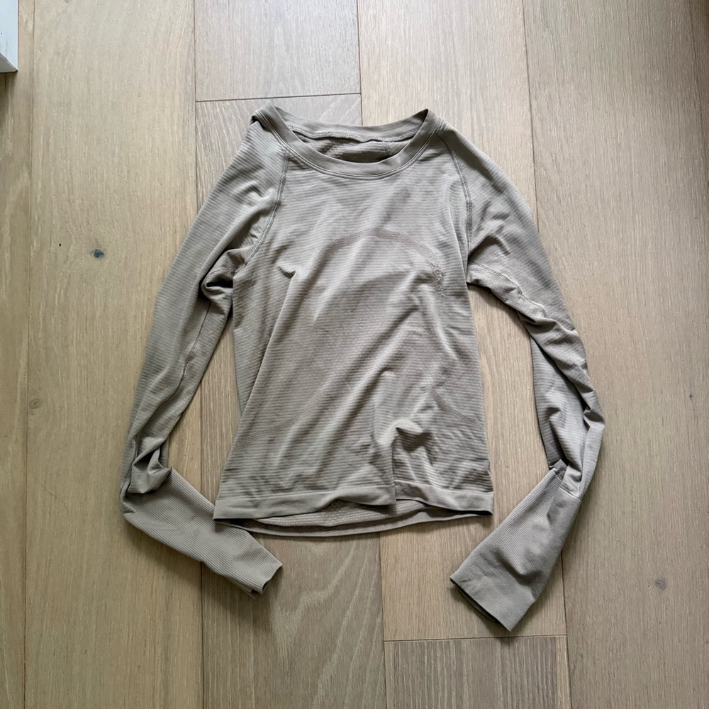 Lululemon Beige Long Sleeve Top